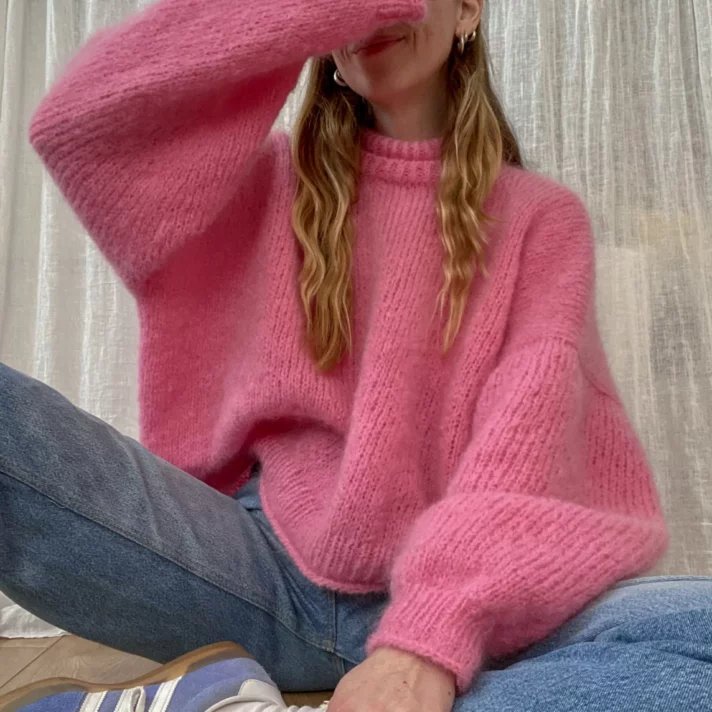 Strawberry sweater header