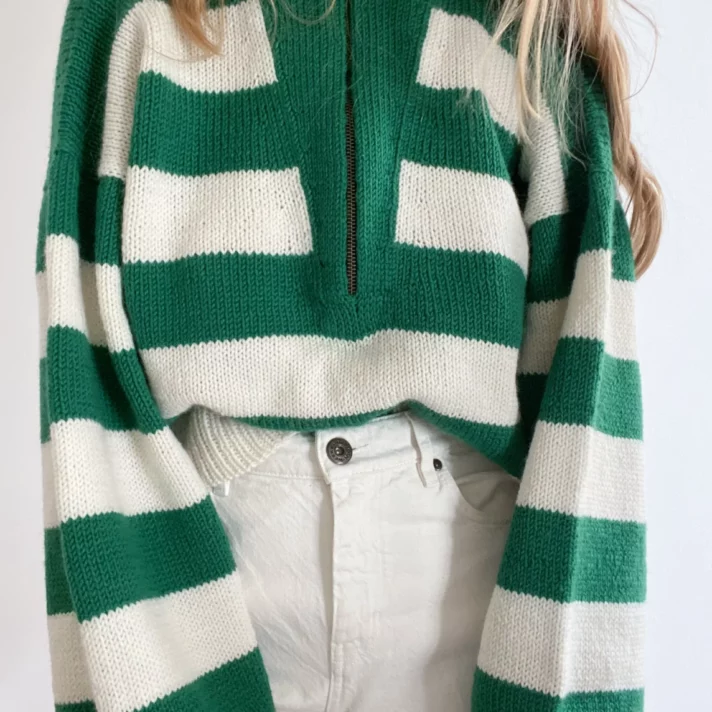zipper sweater header